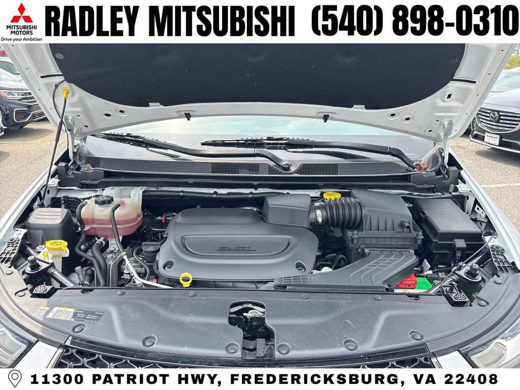 Used 2022 Chrysler Pacifica Touring-L FWD image 16