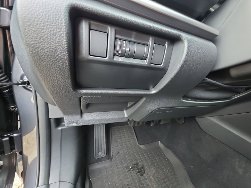 New 2025 Subaru Impreza 2.0i image 25