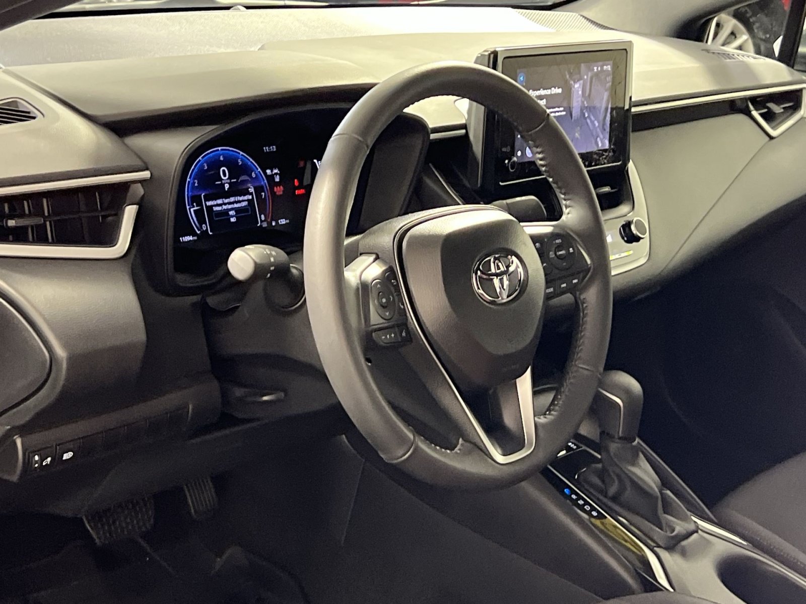 Used 2026 Toyota Corolla SE FWD image 16