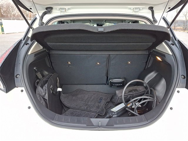 Used 2024 Nissan Leaf S image 29