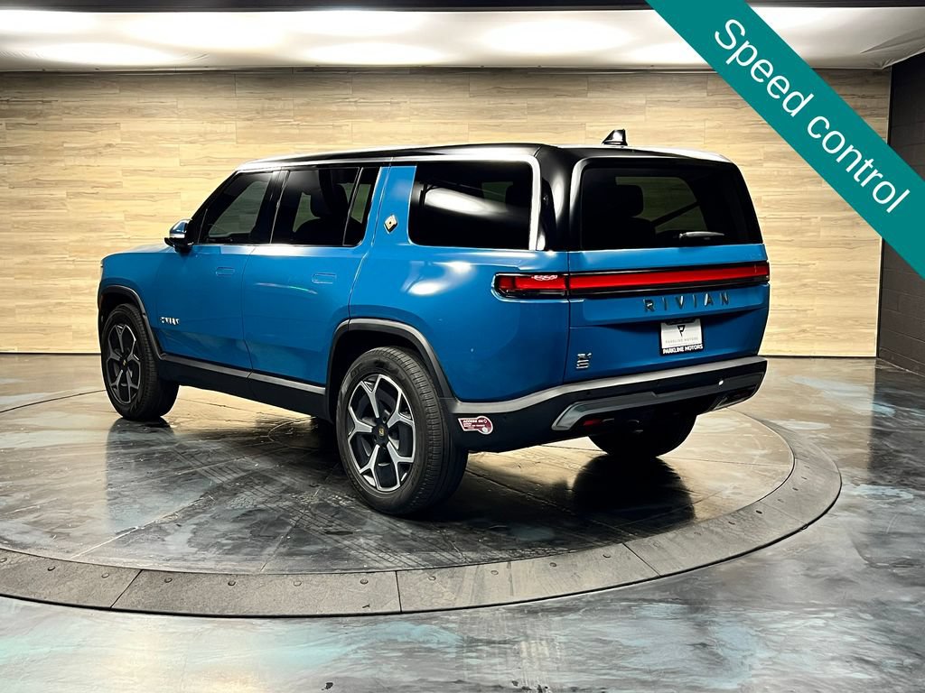 Used 2024 Rivian R1S Adventure AWD/4WD image 13