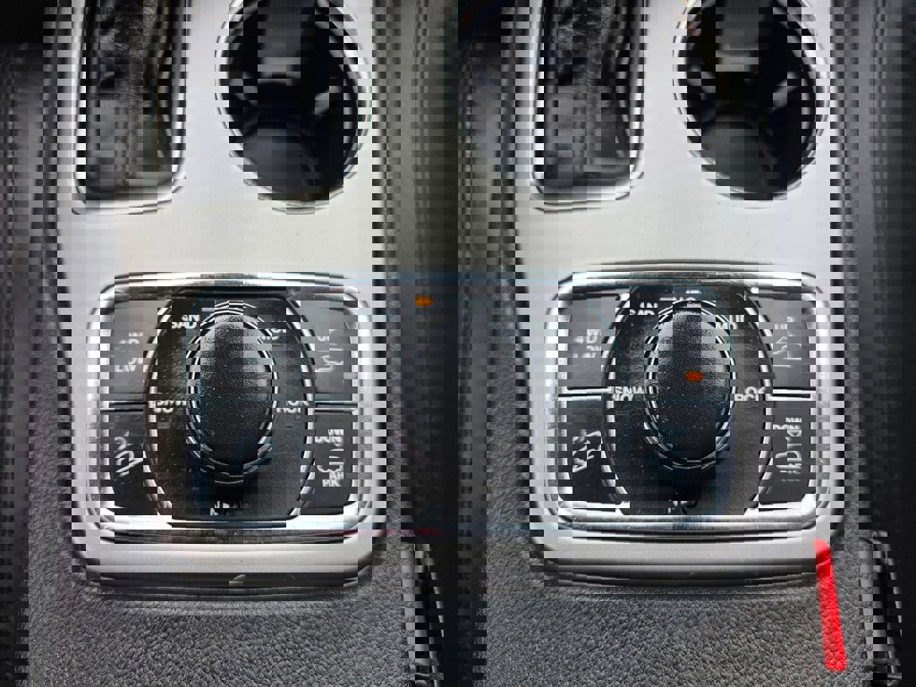 Used 2018 Jeep Grand Cherokee High Altitude image 18