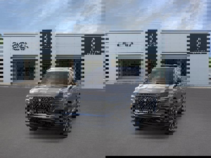 New 2026 Lincoln Aviator AWD image 2