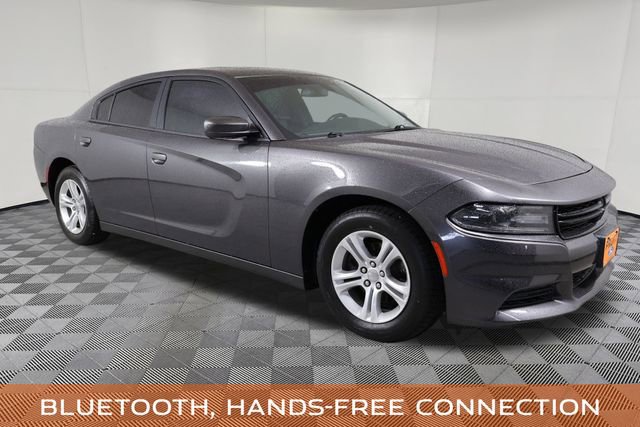Used 2019 Dodge Charger SXT RWD image 4