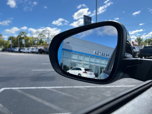 New 2026 Chevrolet Trax RS w/ Driver Confidence Package image 17