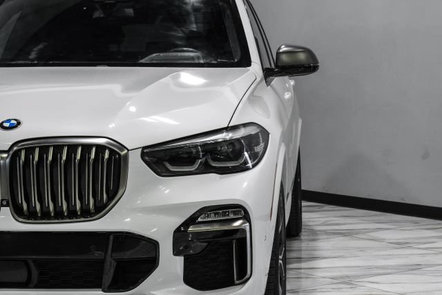 Used 2020 BMW X5 M50i AWD/4WD image 44