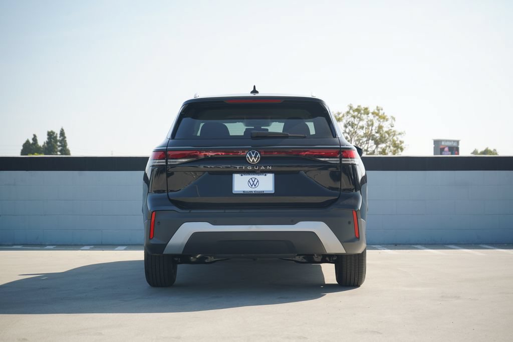 New 2026 Volkswagen Tiguan S FWD image 4