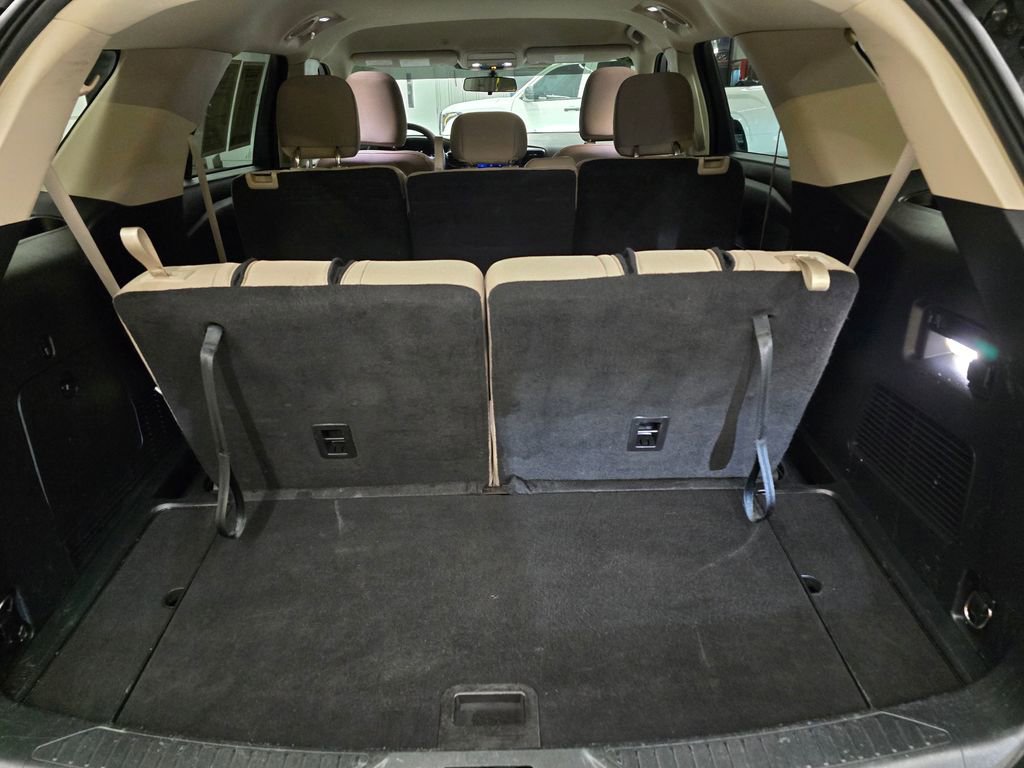 Used 2023 Ford Explorer 2WD image 38