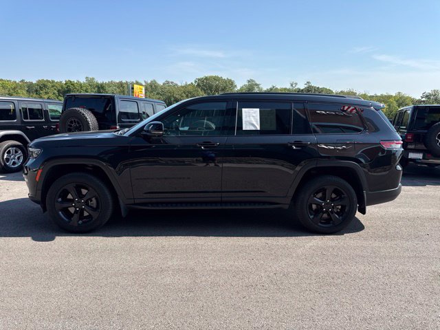 Used 2025 Jeep Grand Cherokee L Limited w/ Luxury Tech Group II AWD/4WD image 6
