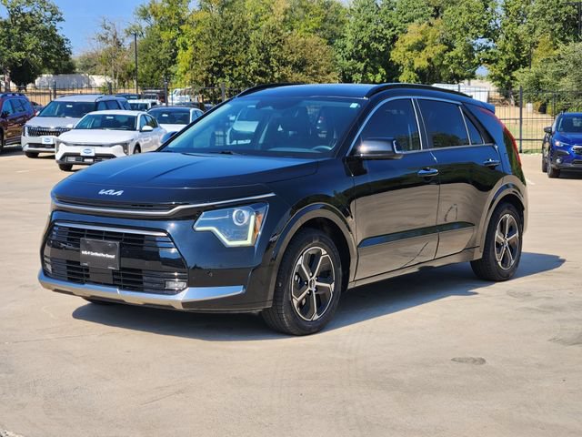 Certified 2024 Kia Niro FWD image 3