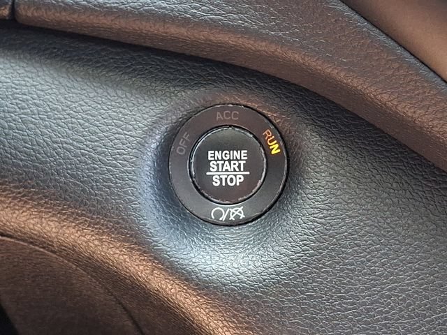 Used 2019 Jeep Cherokee Limited AWD/4WD image 24