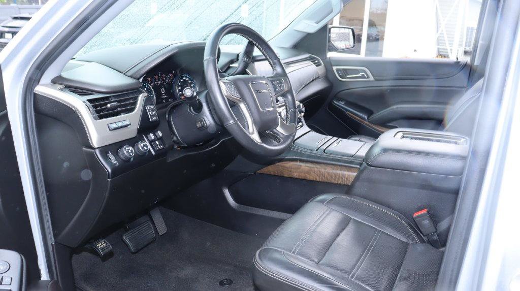 Used 2018 GMC Yukon Denali w/ Denali Ultimate Package AWD/4WD image 21