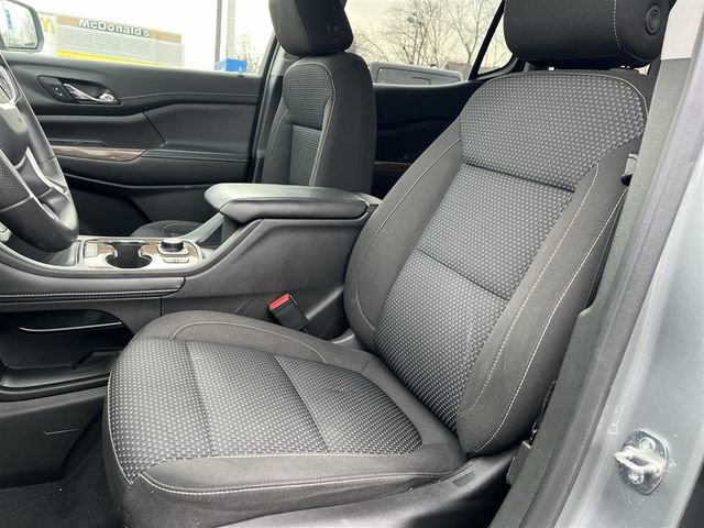 Certified 2023 GMC Acadia SLE w/ Driver Convenience Package image 17