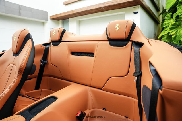 Used 2026 Ferrari Roma Spider RWD image 42