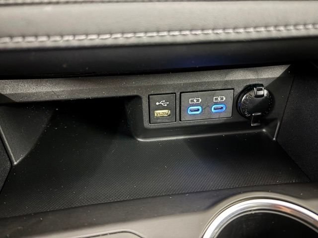 Used 2022 Toyota Highlander XLE FWD image 26