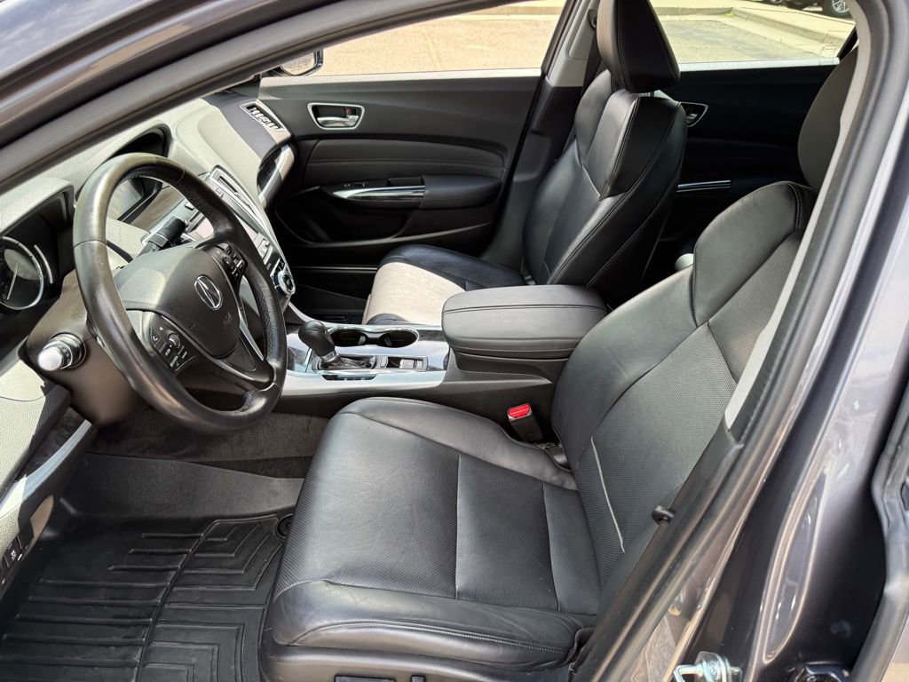 Used 2018 Acura TLX w/ Technology Package FWD image 12