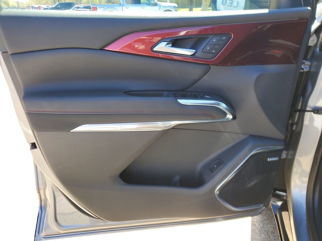 New 2026 Chevrolet Traverse RS w/ LPO, Floor Liner Package image 20