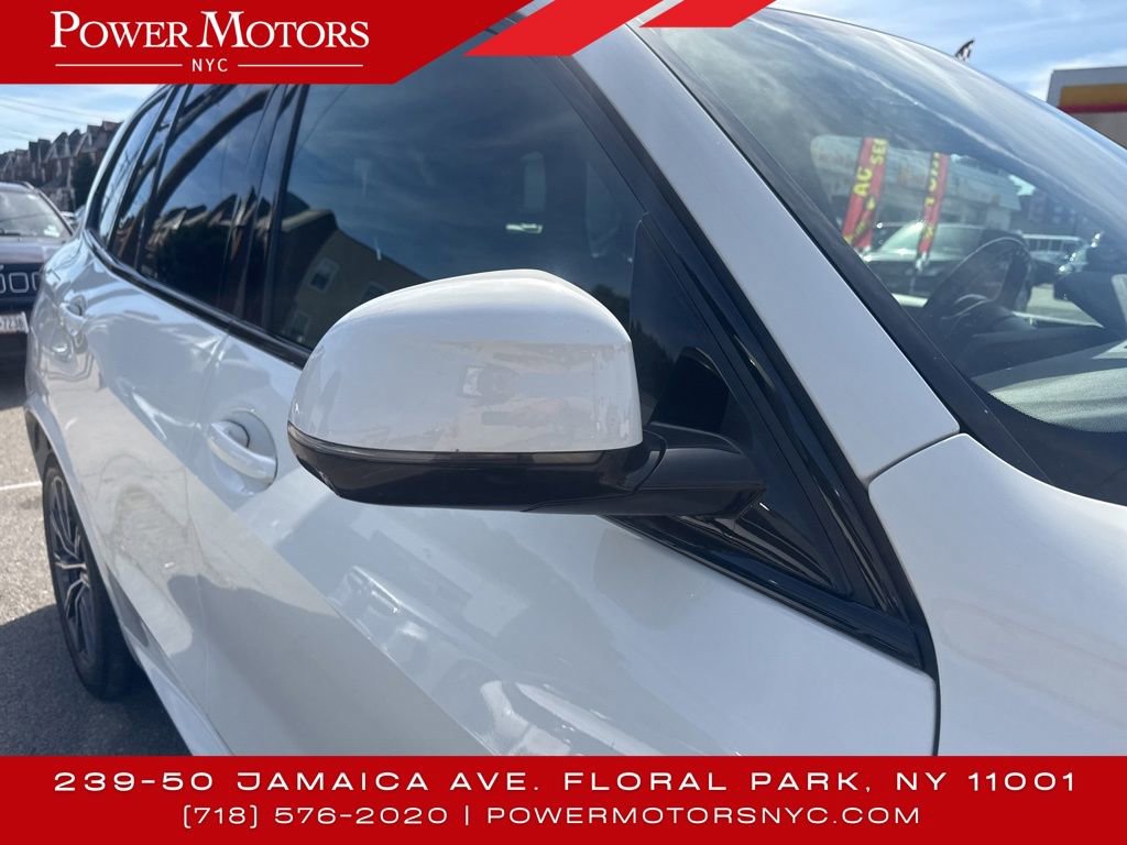 Used 2023 BMW X5 xDrive40i w/ M Sport Package image 11