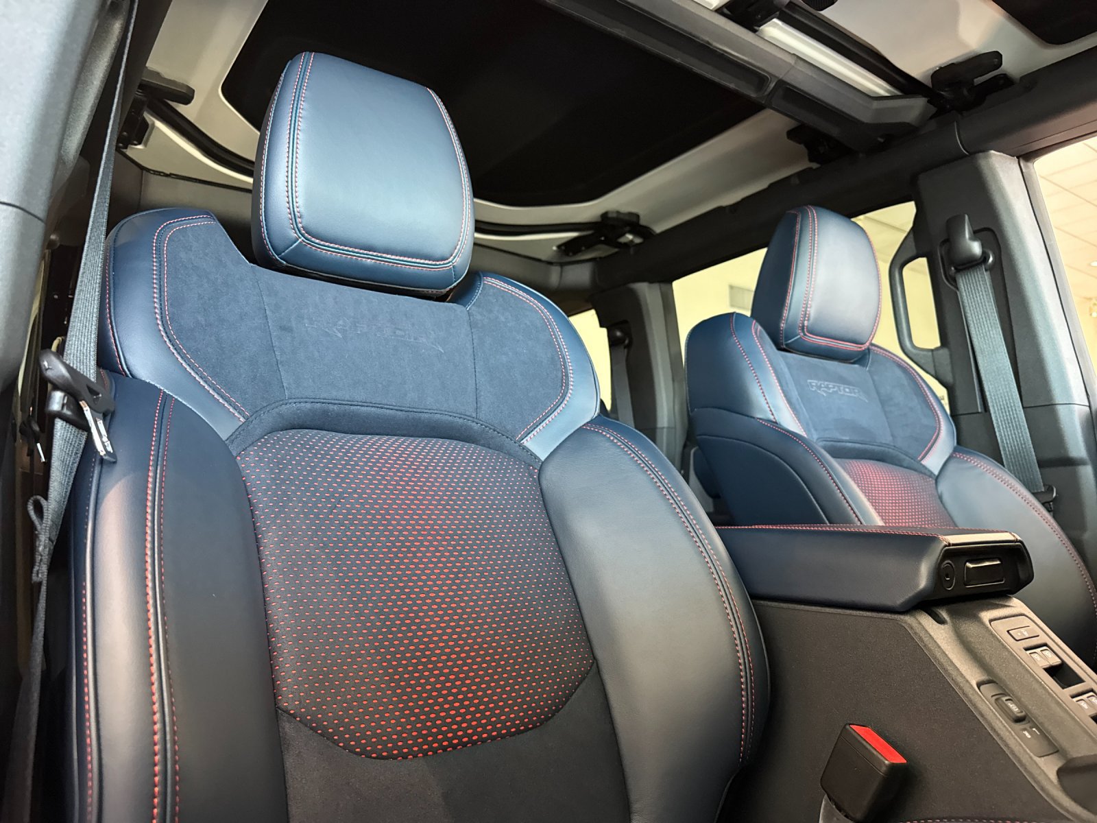 New 2026 Ford Bronco Raptor AWD/4WD image 15