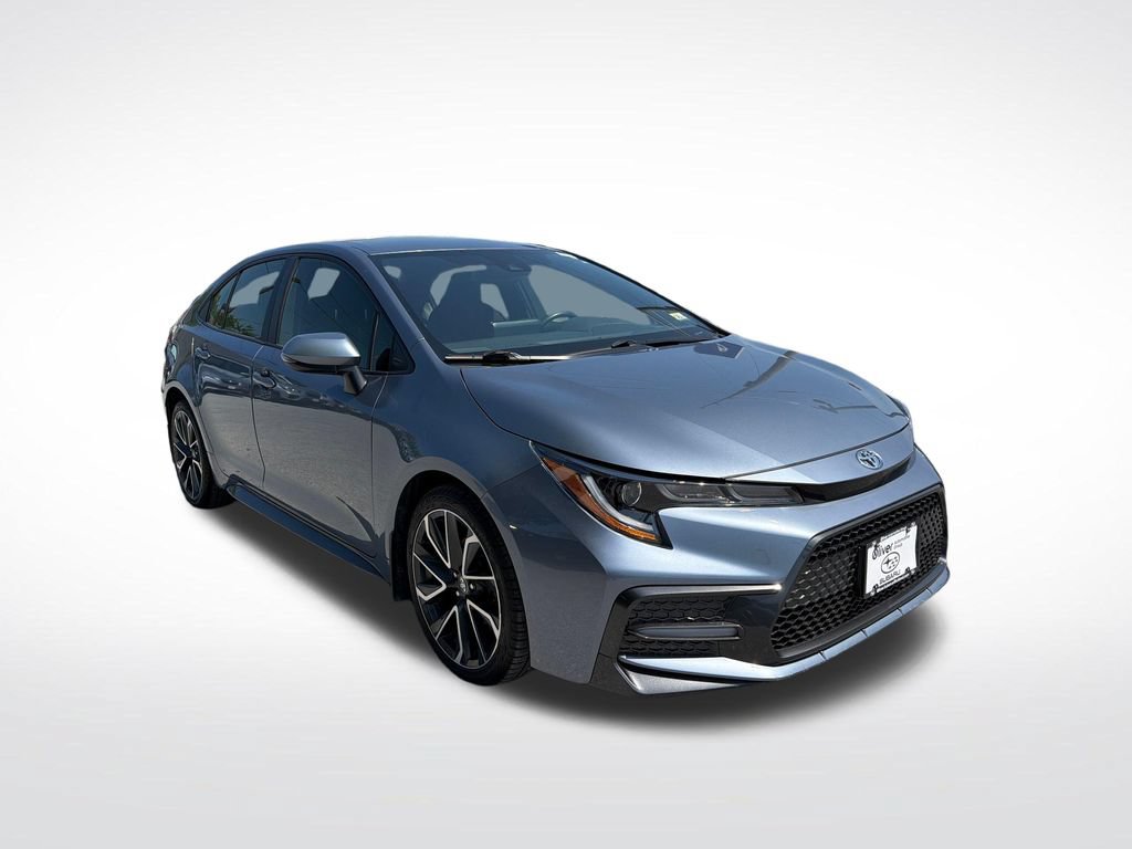 Used 2022 Toyota Corolla SE FWD image 3