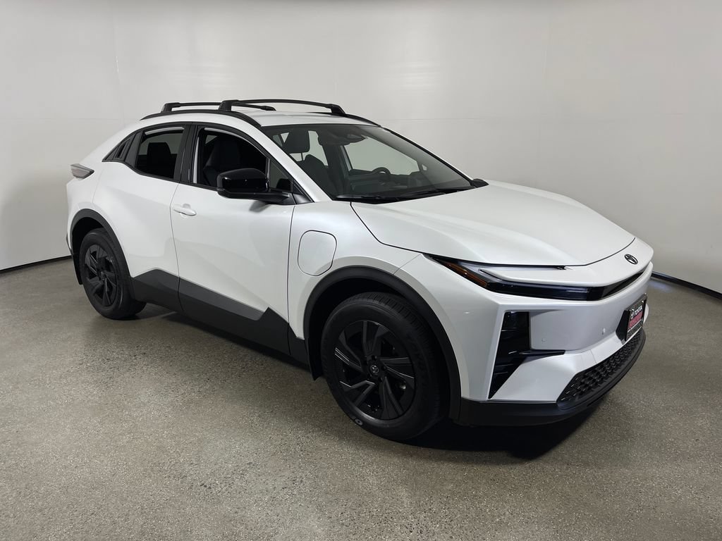 New 2026 Toyota C-HR AWD/4WD 360° Tour