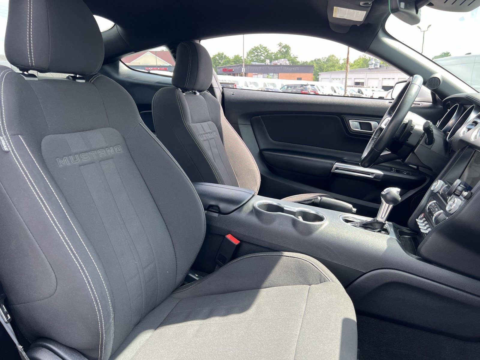 Used 2022 Ford Mustang GT w/ Equipment Group 301A RWD image 24