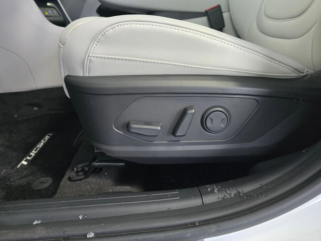 New 2026 Hyundai Tucson Limited image 21