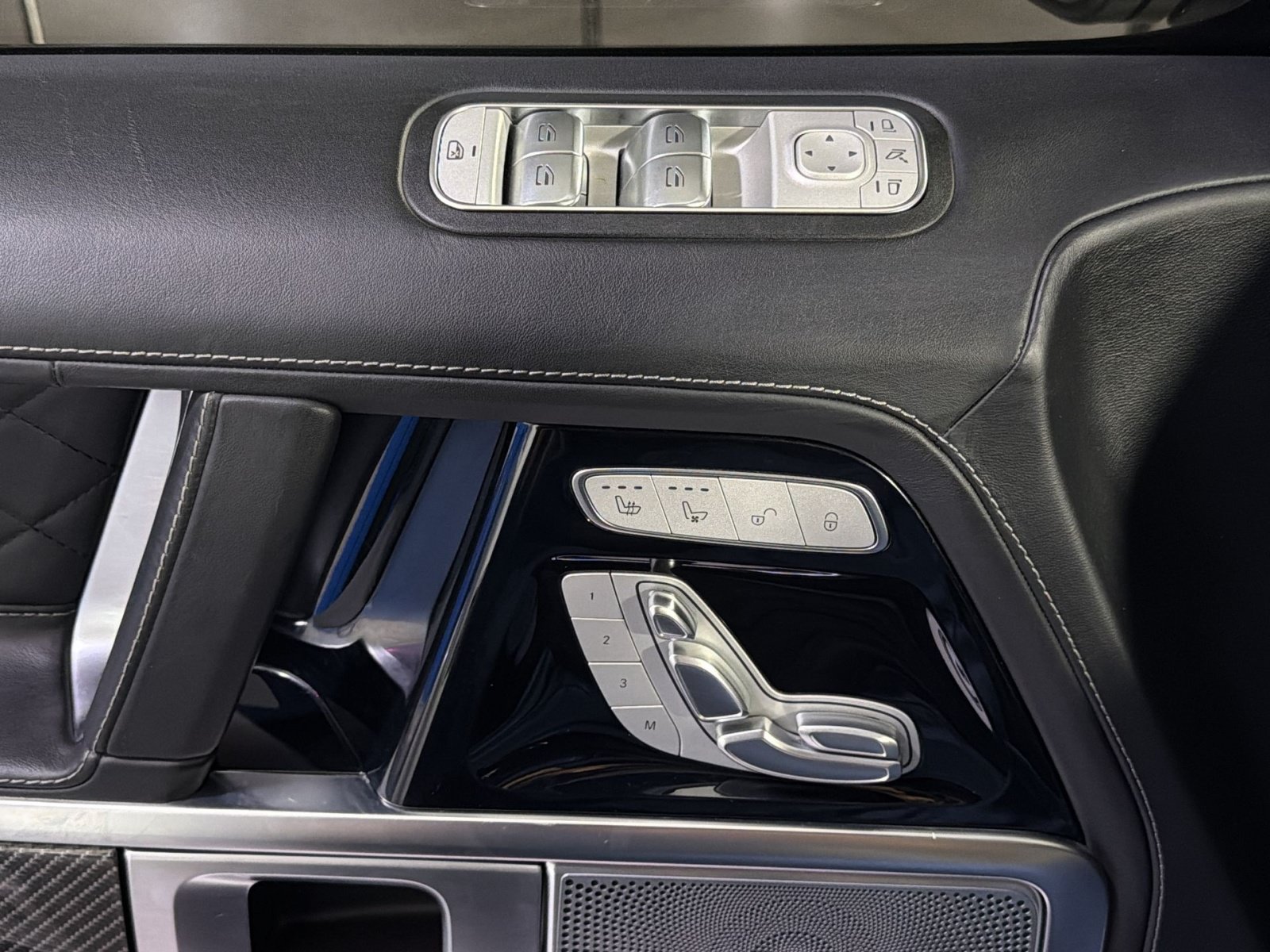 Certified 2022 Mercedes-Benz G 63 AMG 4MATIC image 33