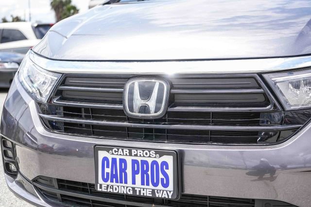 Certified 2024 Honda Odyssey Touring image 7