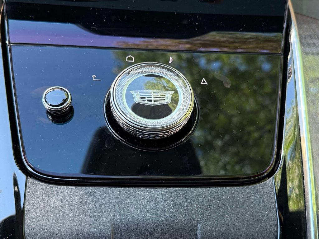 Used 2025 Cadillac Escalade IQ Luxury 2 AWD/4WD image 25