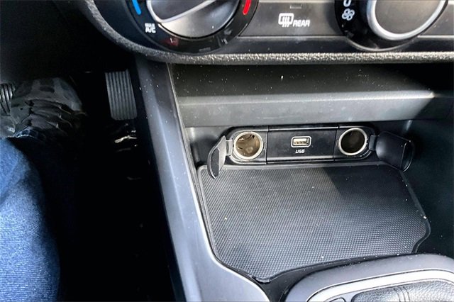 Used 2024 Kia Soul LX w/ Option Group 015 image 15