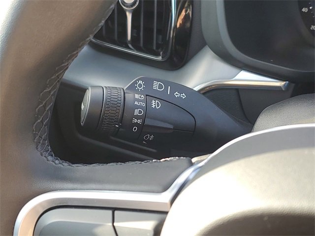 Used 2023 Volvo XC60 T8 Core w/ Climate Package image 26
