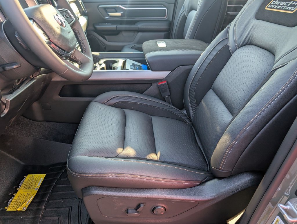 New 2026 RAM 1500 Big Horn AWD/4WD image 12