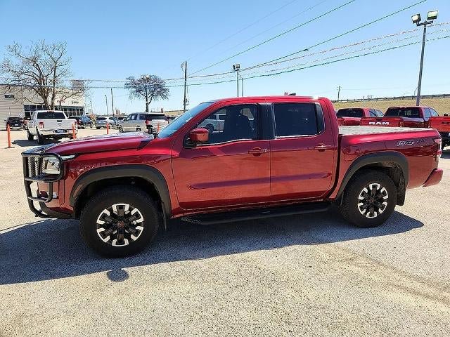 Used 2024 Nissan Frontier PRO-4X w/ Technology Package AWD/4WD image 2