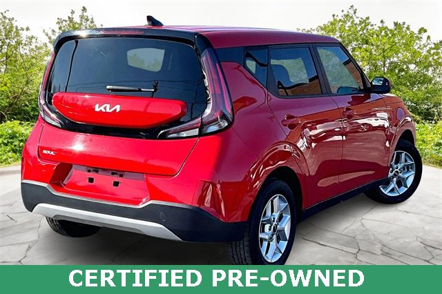 Certified 2024 Kia Soul LX w/ Option Group 015 image 2