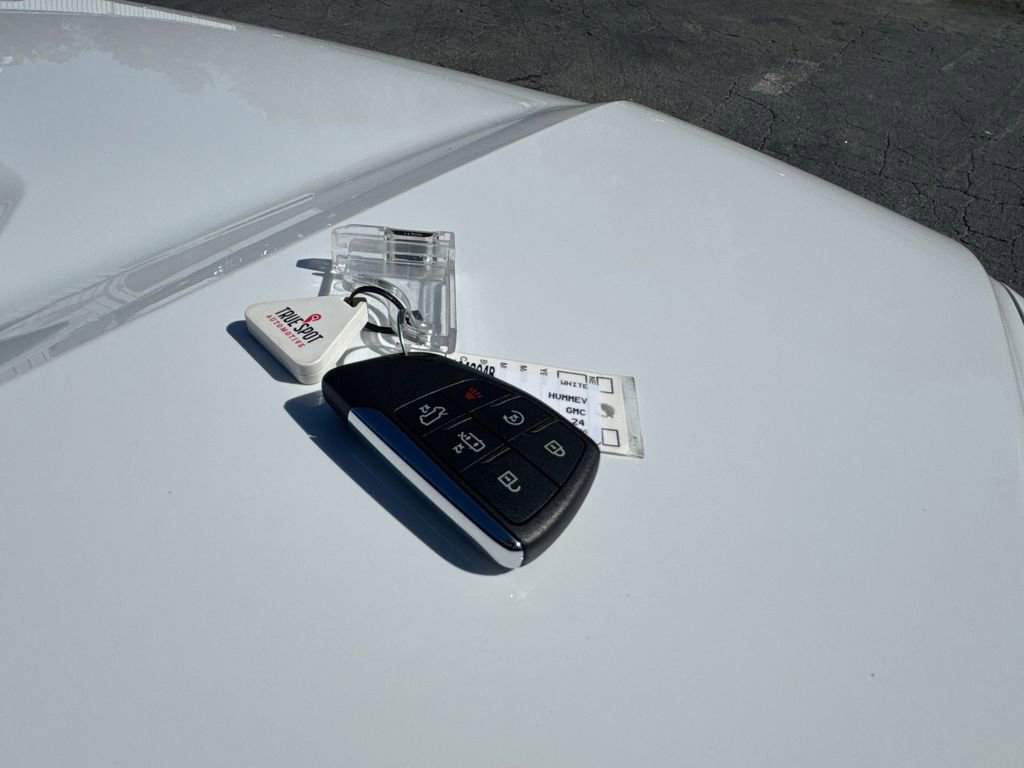 Used 2024 GMC Hummer EV 3X image 36