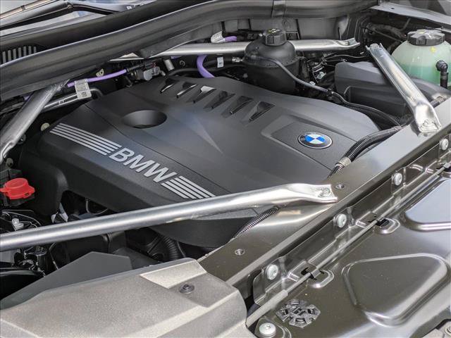 New 2026 BMW X5 xDrive40i w/ M Sport Package AWD/4WD image 18