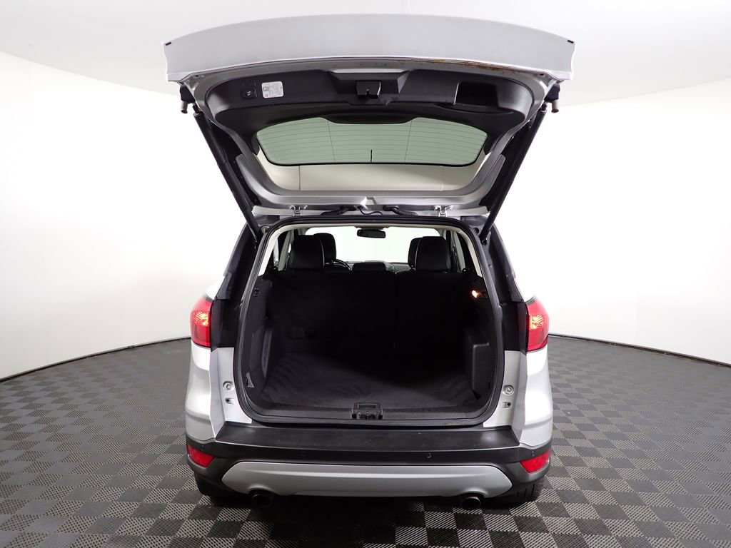Used 2019 Ford Escape Titanium AWD/4WD image 18