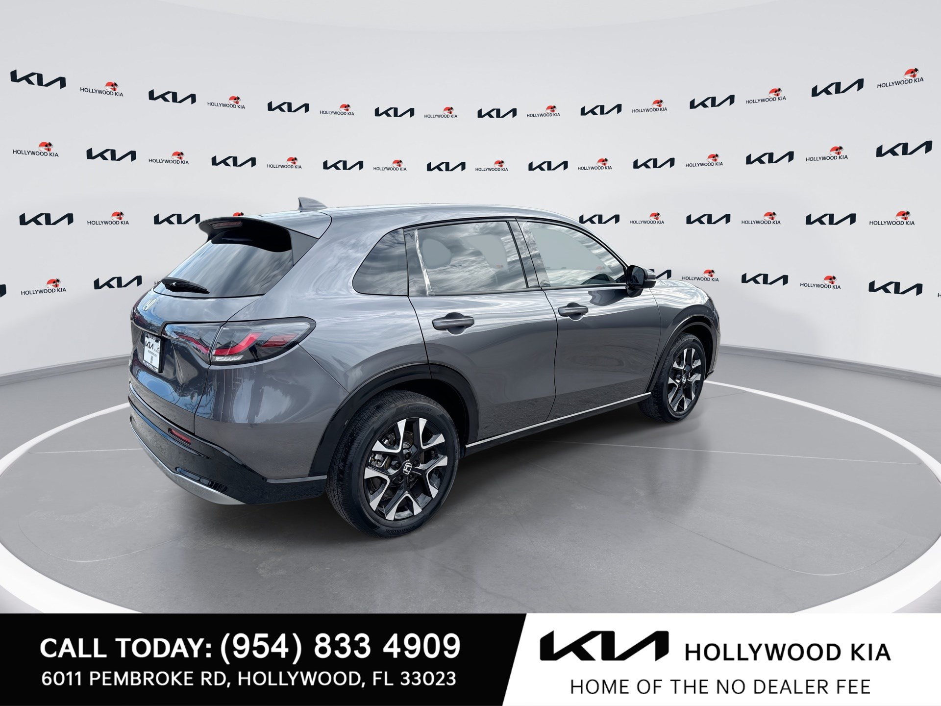 Used 2026 Honda HR-V EX-L image 8