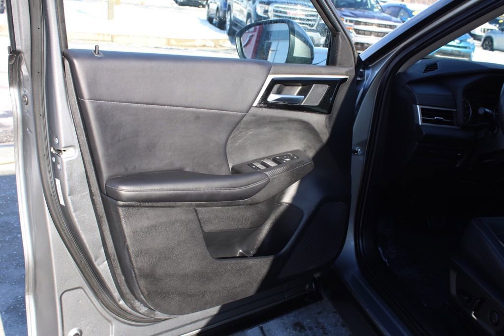 Used 2022 Mitsubishi Outlander SE image 19
