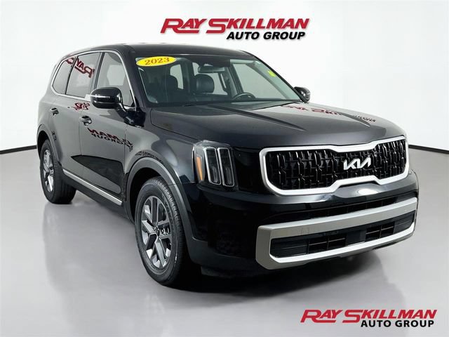 Used 2023 Kia Telluride LX AWD/4WD image 1