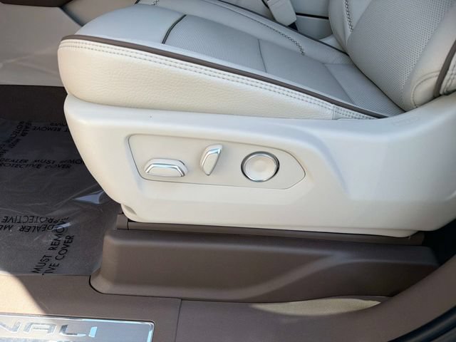 New 2026 GMC Yukon XL Denali w/ Denali Reserve Package AWD/4WD image 19
