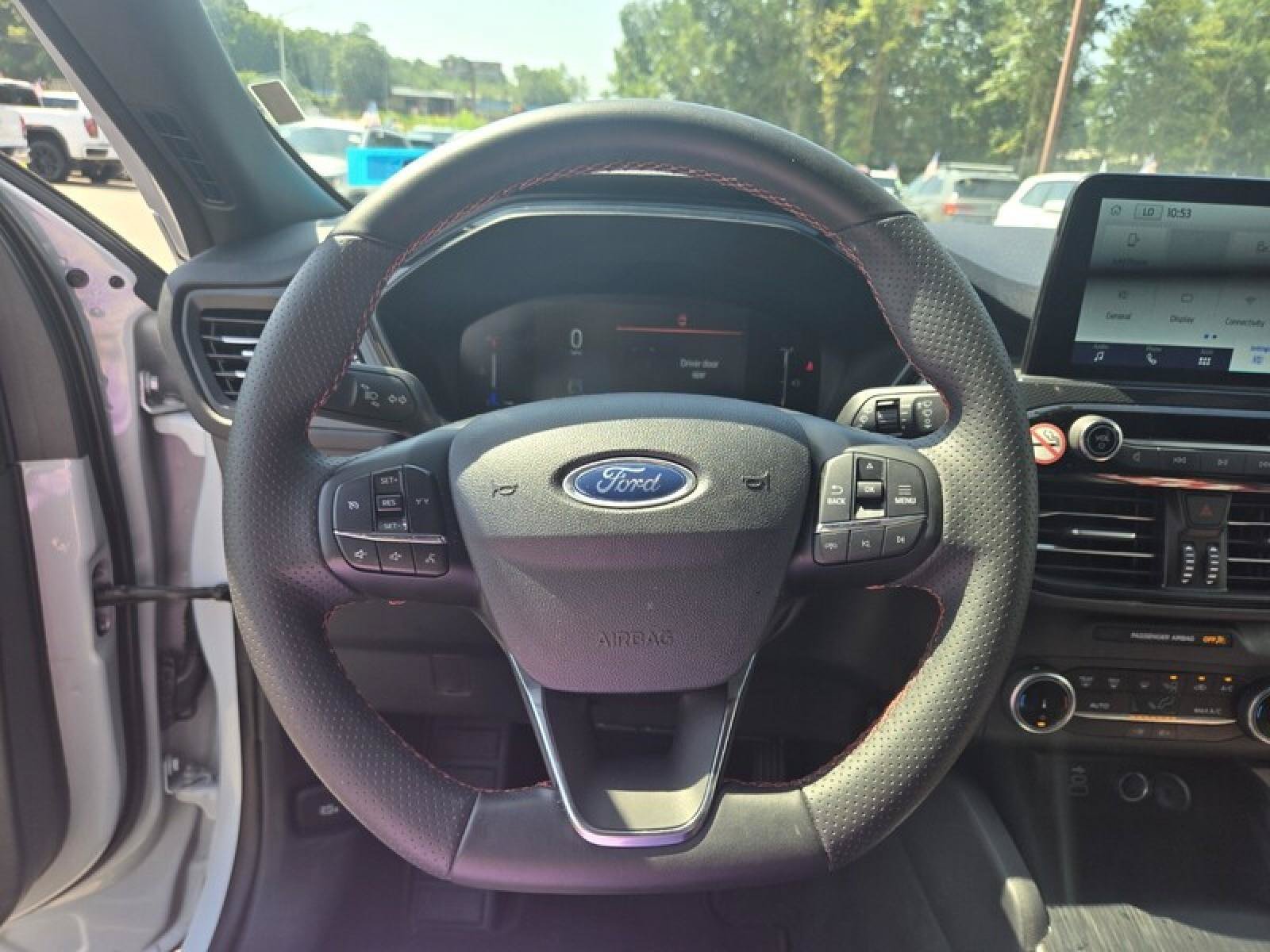 Used 2026 Ford Escape ST-Line AWD/4WD image 10