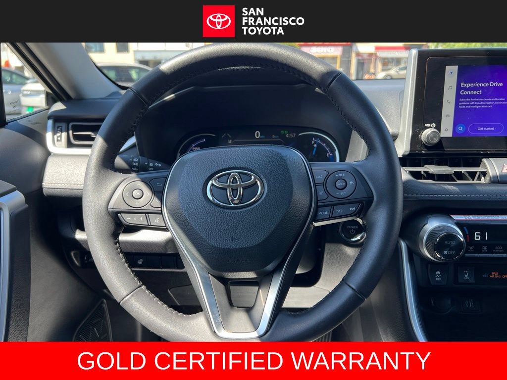 Certified 2025 Toyota RAV4 LE AWD/4WD image 32