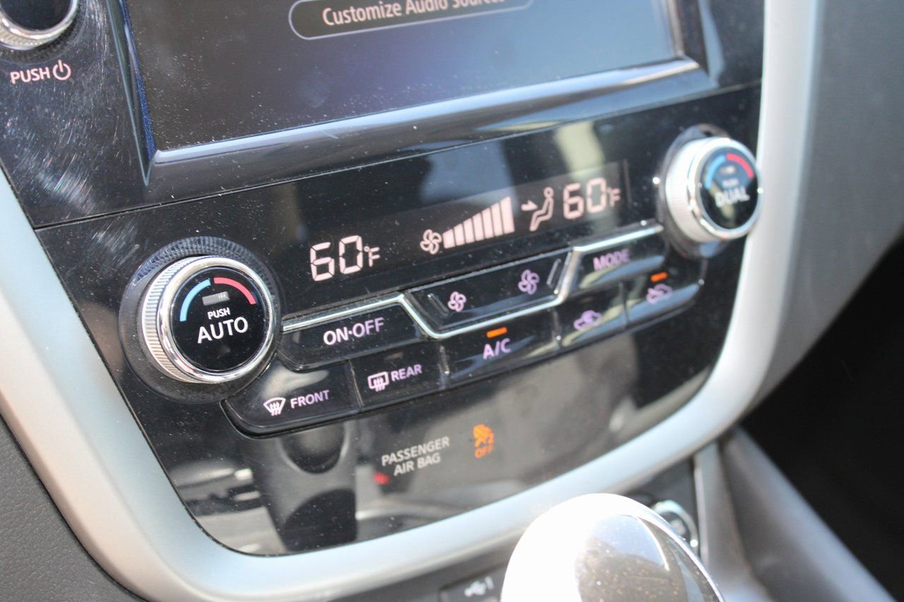 Used 2019 Nissan Murano SV w/ Premium Package image 23