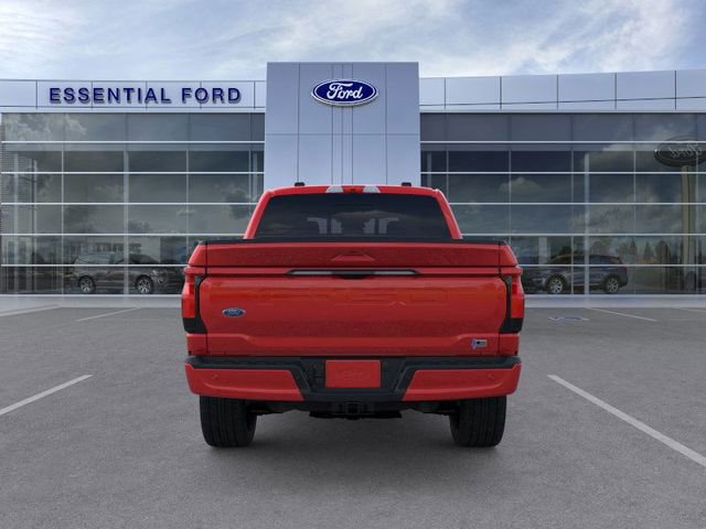 Used 2022 Ford F150 Lightning Platinum image 5