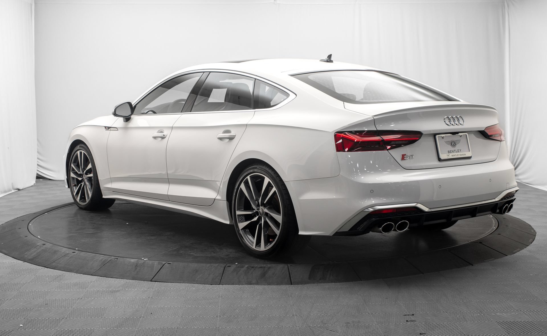 Used 2023 Audi S5 Premium Plus w/ Premium Plus Package AWD/4WD image 5