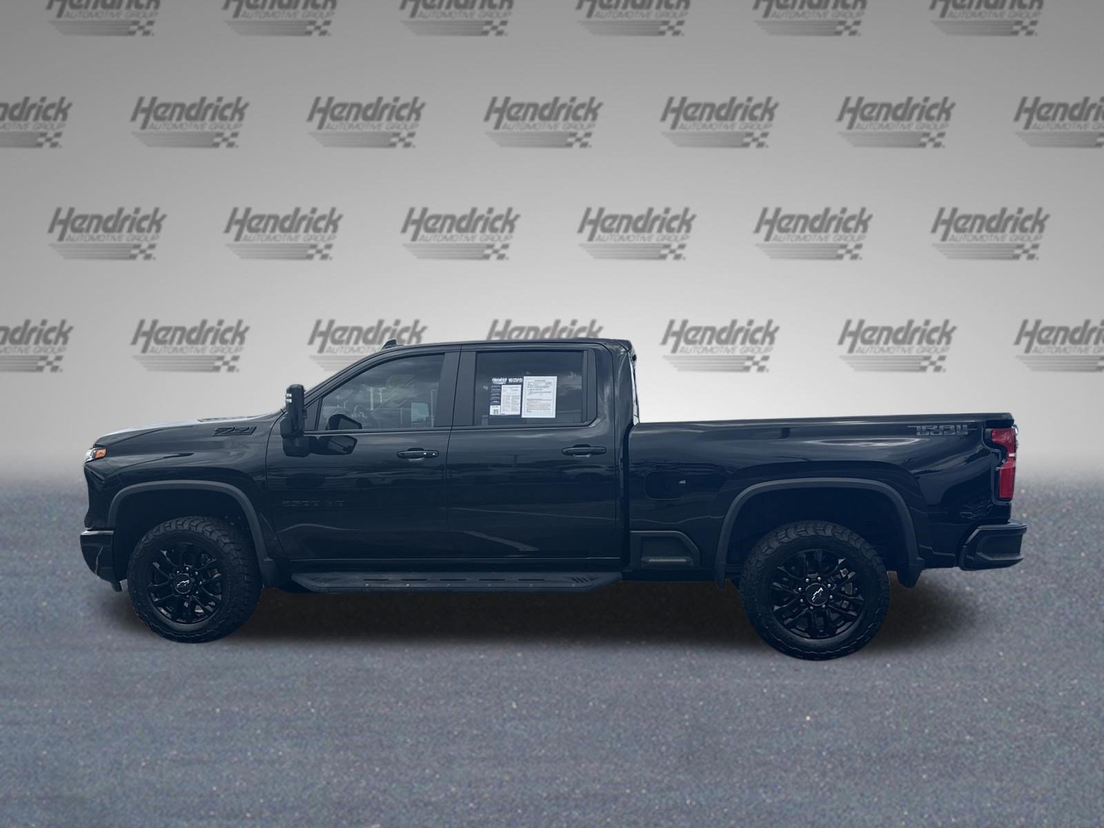 Used 2025 Chevrolet Silverado 2500 LT w/ Trail Boss Package AWD/4WD image 7