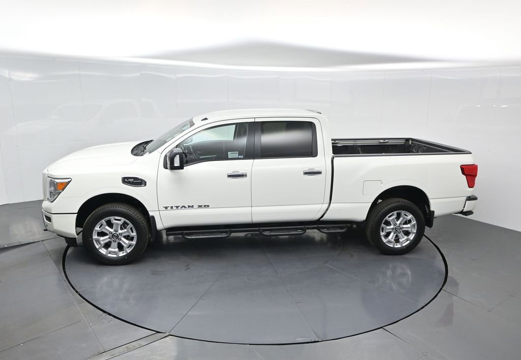 Used 2021 Nissan Titan SV w/ SV Convenience Package image 57