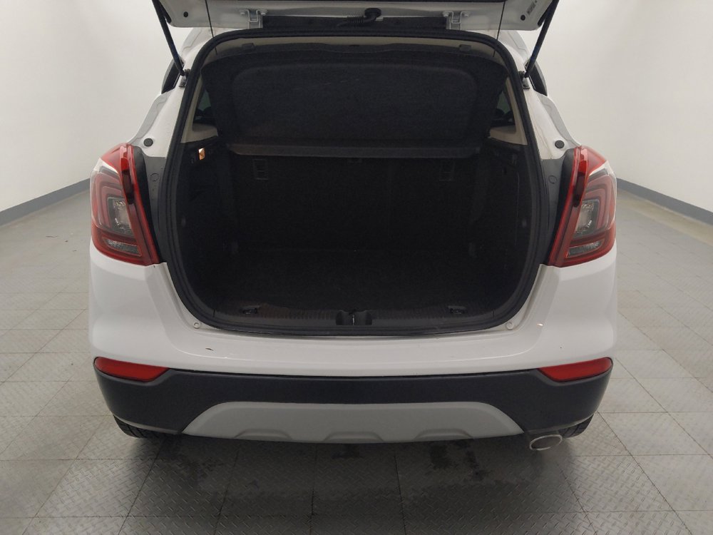 Used 2018 Buick Encore Sport Touring image 29